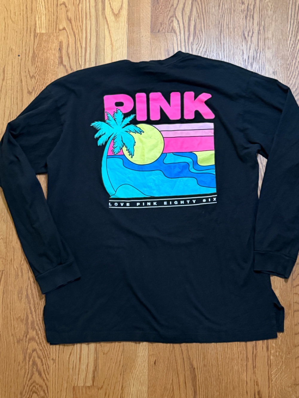 VS PINK Tropical Retro Sunset Long Sleeve Campus Tee Black L Oversized